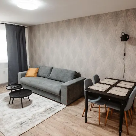 Ah Lomena Apartment *